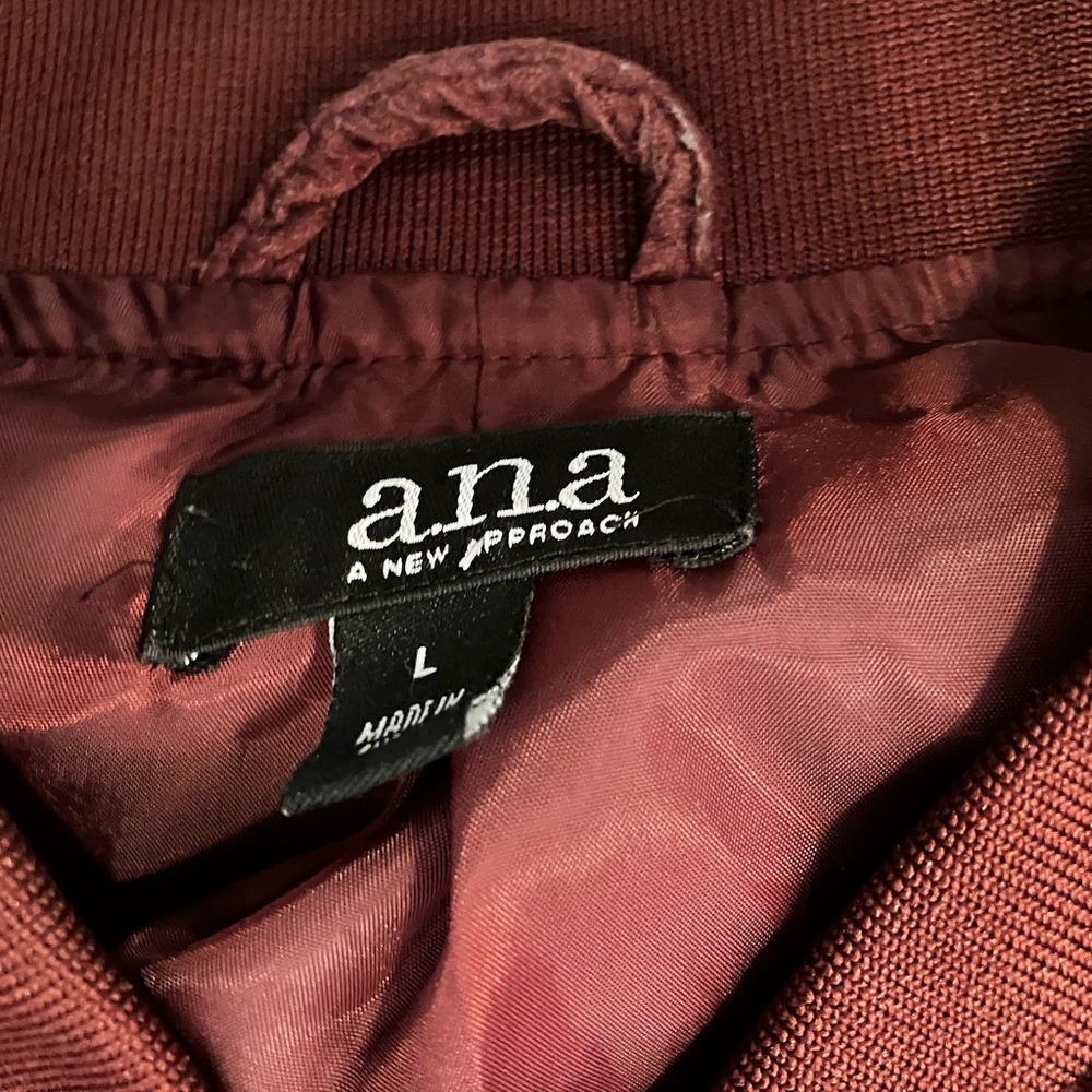 a.n.a Burgundy Velour Bomber Jacket-Large - Picture 5 of 11
